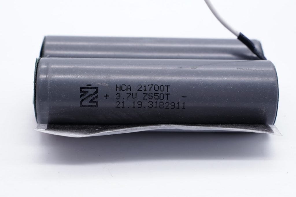 Teardown of L Lab Two-in-one 60W GaN Fast Charger With 10000mAh Power Bank-Chargerlab