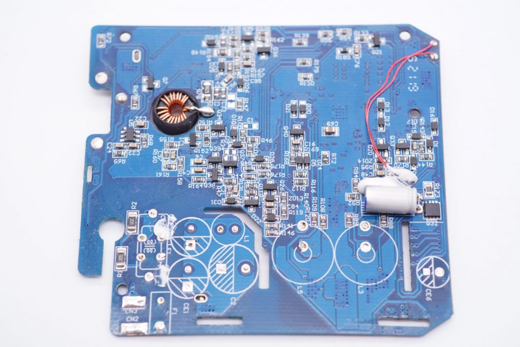Teardown of L Lab Two-in-one 60W GaN Fast Charger With 10000mAh Power Bank-Chargerlab