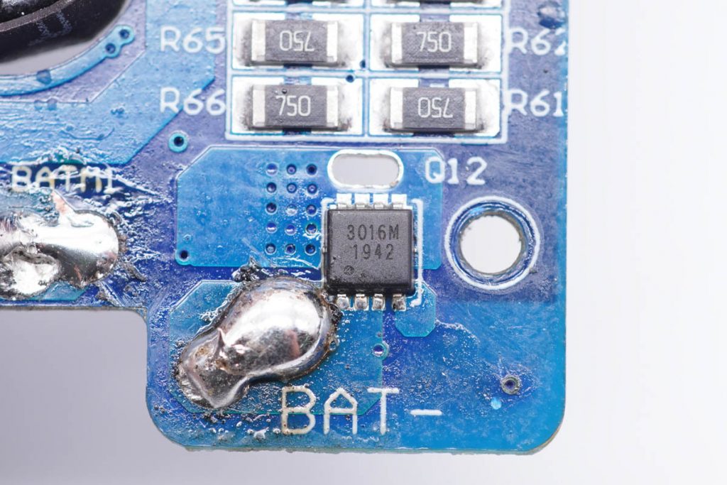 Teardown of L Lab Two-in-one 60W GaN Fast Charger With 10000mAh Power Bank-Chargerlab