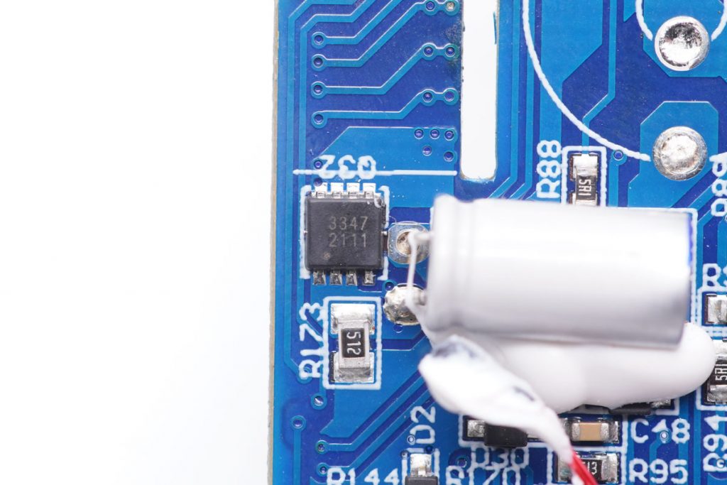 Teardown of L Lab Two-in-one 60W GaN Fast Charger With 10000mAh Power Bank-Chargerlab