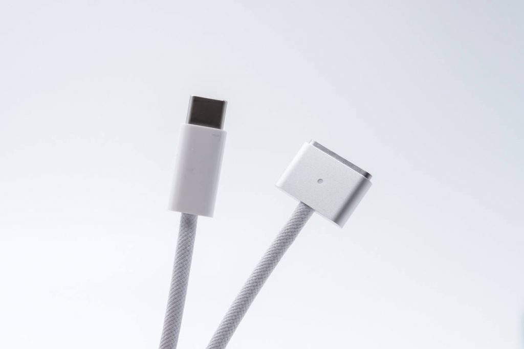 Teardown of Brand New Apple 140W USB-C GaN Charger-Chargerlab