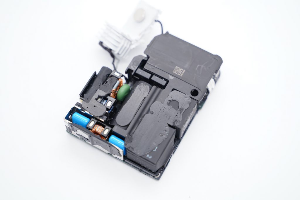 Teardown of Brand New Apple 140W USB-C GaN Charger-Chargerlab