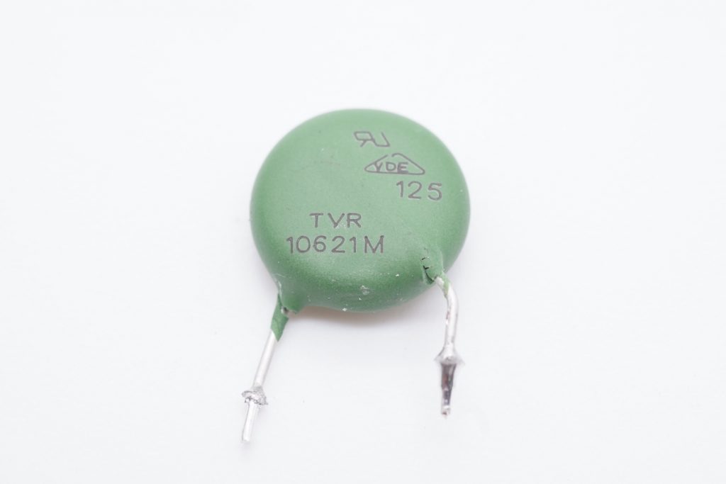 Teardown of Brand New Apple 140W USB-C GaN Charger-Chargerlab