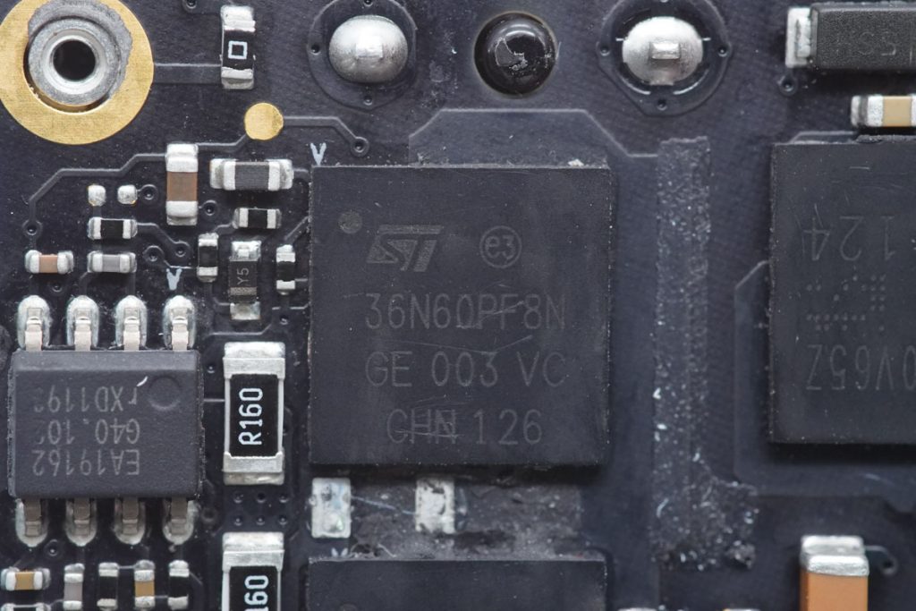 Teardown of Brand New Apple 140W USB-C GaN Charger-Chargerlab