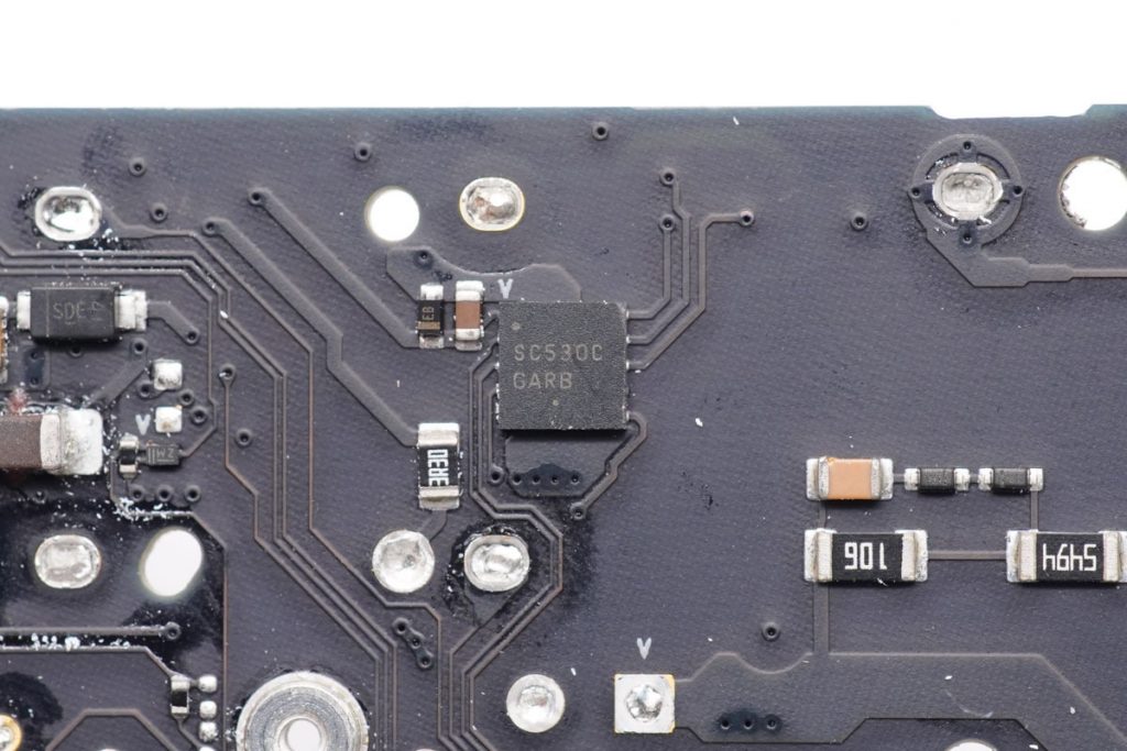 Teardown of Brand New Apple 140W USB-C GaN Charger-Chargerlab