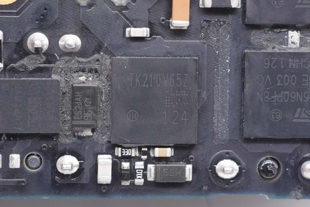 Teardown of Brand New Apple 140W USB-C GaN Charger-Chargerlab