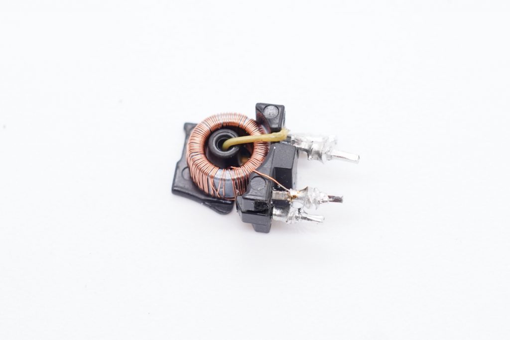 Teardown of Brand New Apple 140W USB-C GaN Charger-Chargerlab
