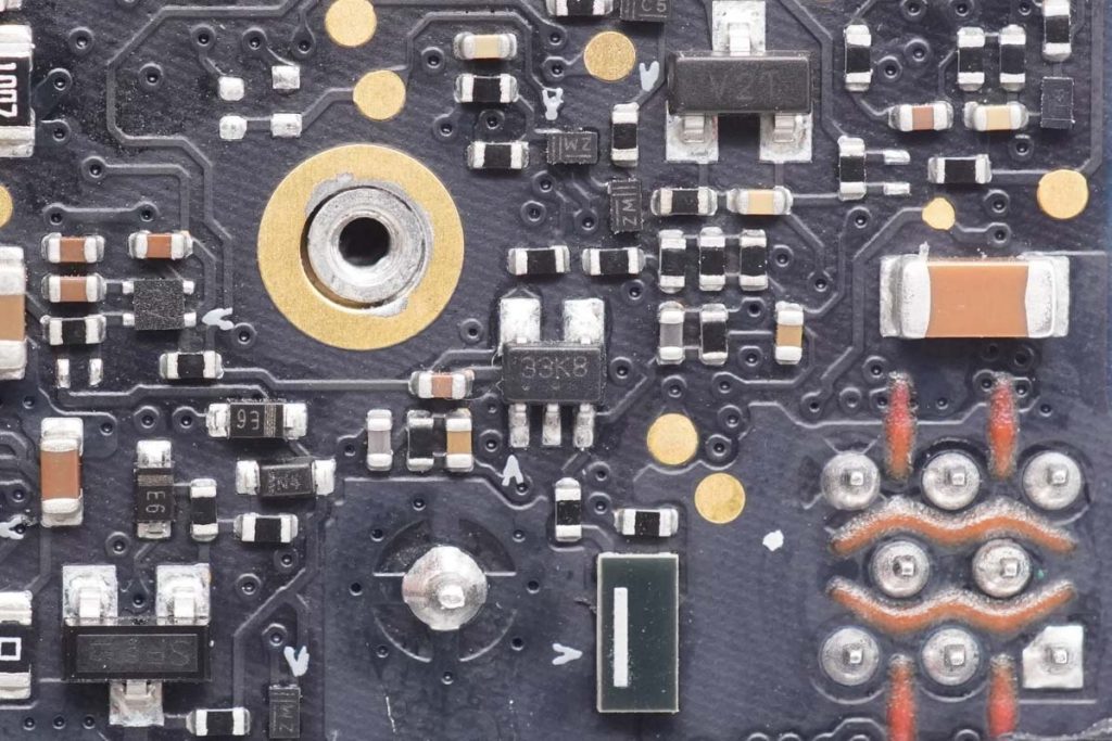 Teardown of Brand New Apple 140W USB-C GaN Charger-Chargerlab