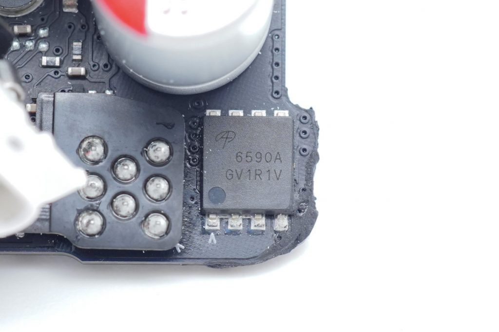 Teardown of Brand New Apple 140W USB-C GaN Charger-Chargerlab