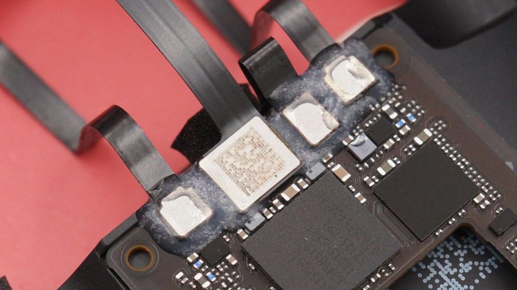 Teardown of AirPods 3 Charging Case-Chargerlab