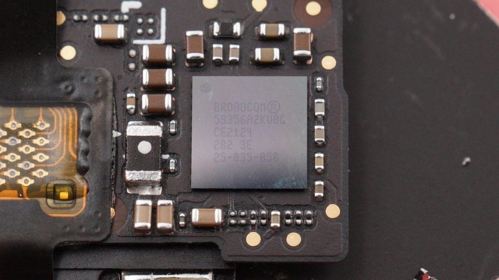 Teardown of AirPods 3 Charging Case-Chargerlab