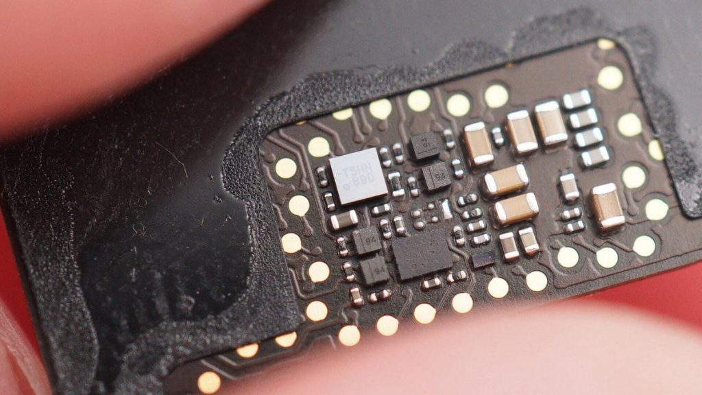 Teardown of AirPods 3 Charging Case-Chargerlab