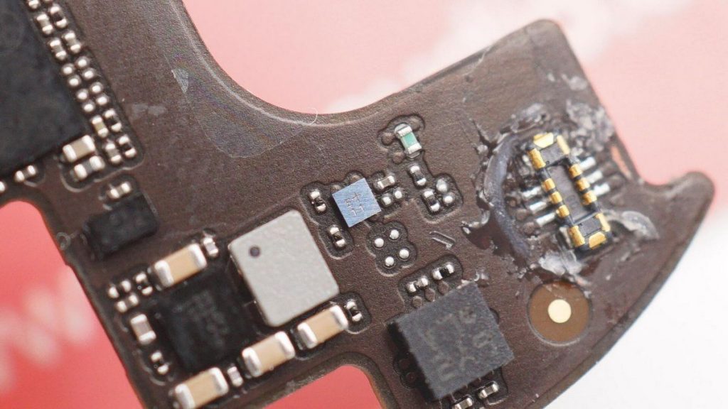 Teardown of AirPods 3 Charging Case-Chargerlab