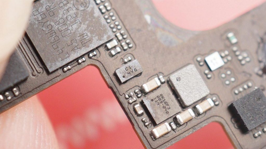 Teardown of AirPods 3 Charging Case-Chargerlab