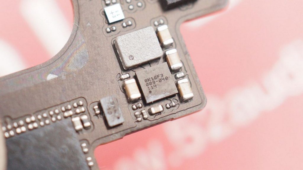 Teardown of AirPods 3 Charging Case-Chargerlab
