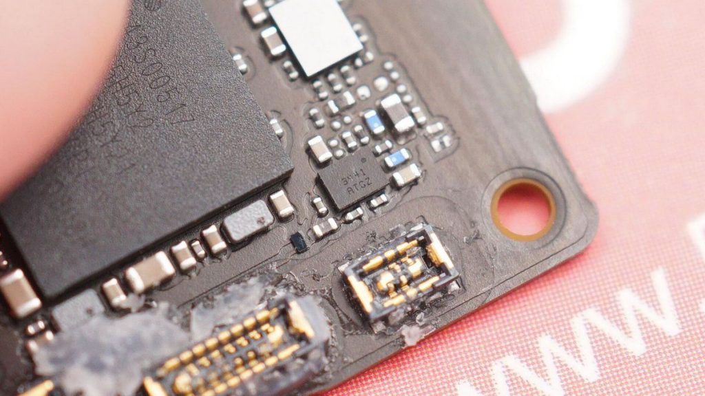 Teardown of AirPods 3 Charging Case-Chargerlab