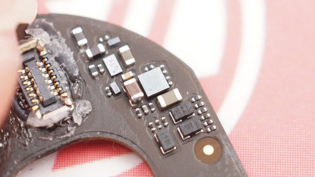 Teardown of AirPods 3 Charging Case-Chargerlab