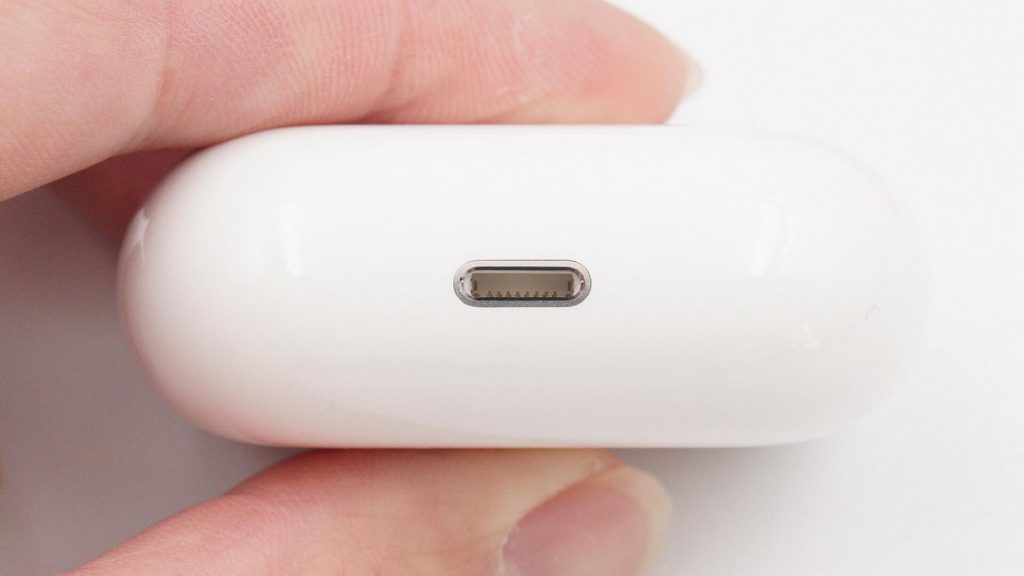 Teardown of AirPods 3 Charging Case-Chargerlab