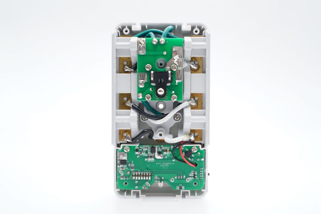 Teardown of ANZONTO 18W Socket Shelf (1A1C)-Chargerlab