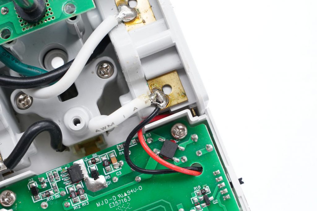 Teardown of ANZONTO 18W Socket Shelf (1A1C)-Chargerlab