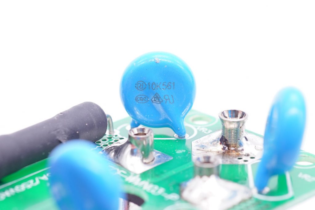 Teardown of ANZONTO 18W Socket Shelf (1A1C)-Chargerlab