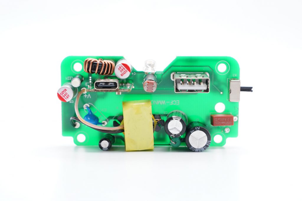 Teardown of ANZONTO 18W Socket Shelf (1A1C)-Chargerlab