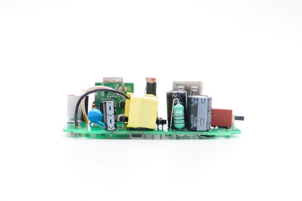 Teardown of ANZONTO 18W Socket Shelf (1A1C)-Chargerlab