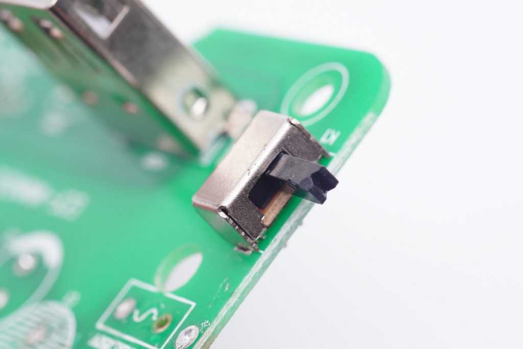 Teardown of ANZONTO 18W Socket Shelf (1A1C)-Chargerlab