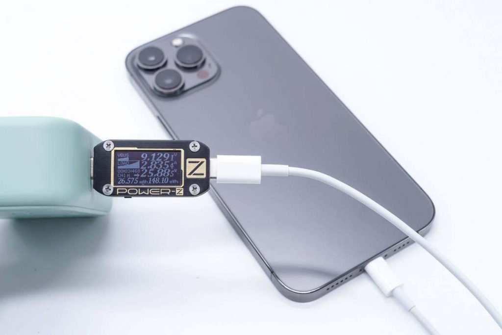 Why iPhone 13 Users Need a Multi-port USB PD Fast Charger?-Chargerlab