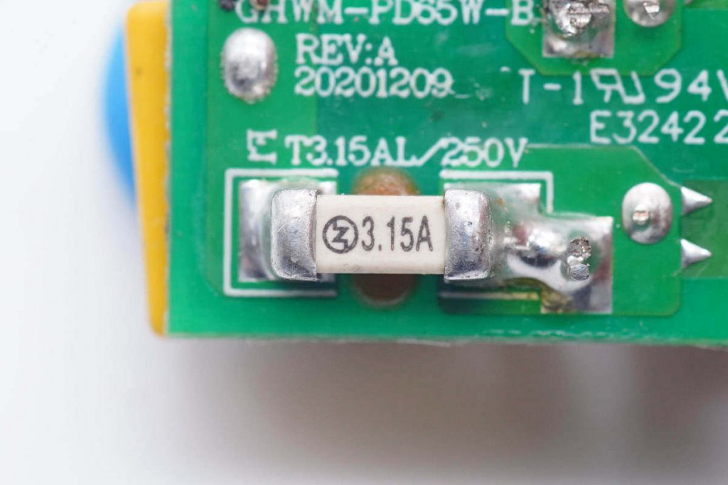 Teardown of Harman Kardon InfinityLAB 65W GaN Charger (ILINC65W)-Chargerlab