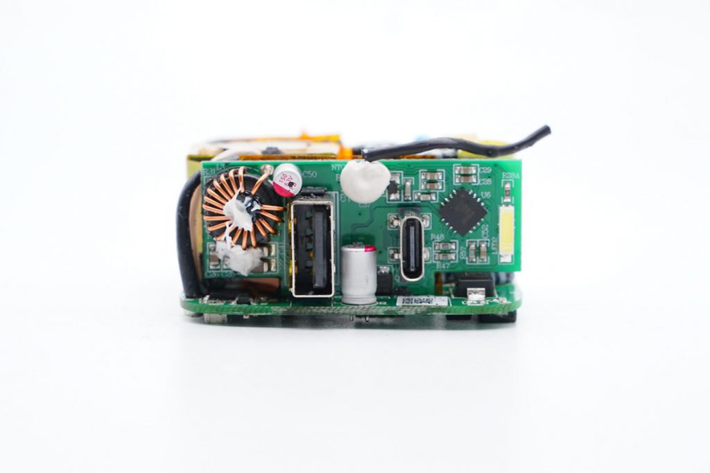Teardown of Harman Kardon InfinityLAB 65W GaN Charger (ILINC65W)-Chargerlab