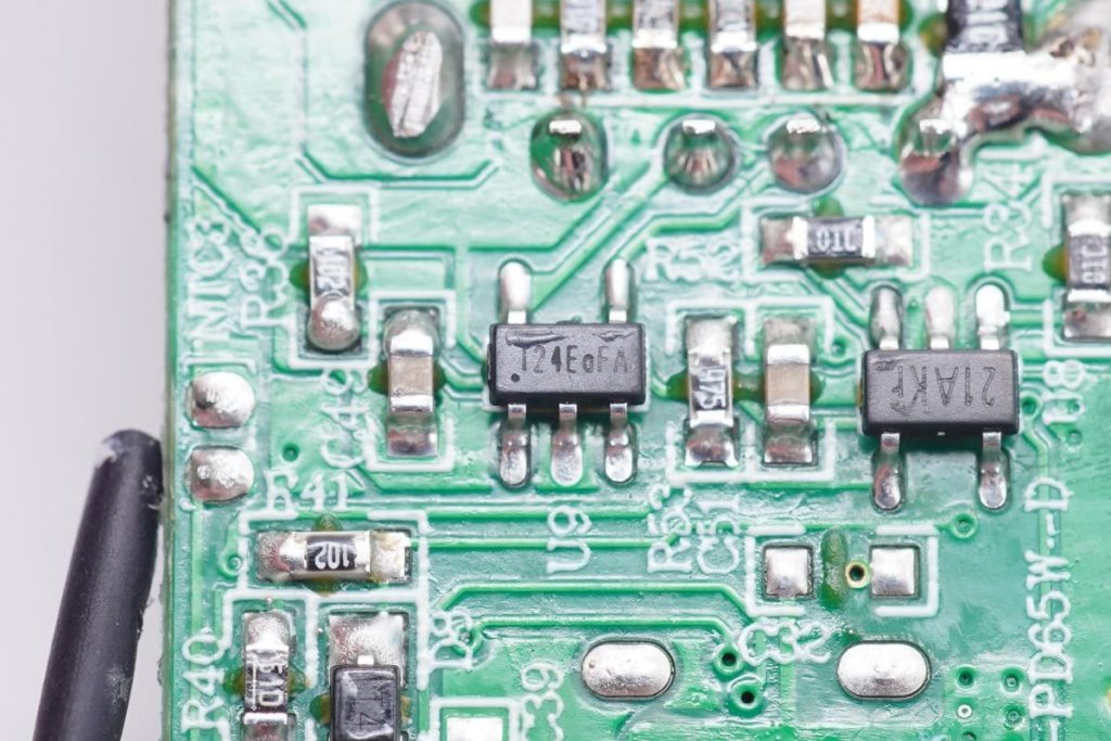 Teardown of Harman Kardon InfinityLAB 65W GaN Charger (ILINC65W)-Chargerlab