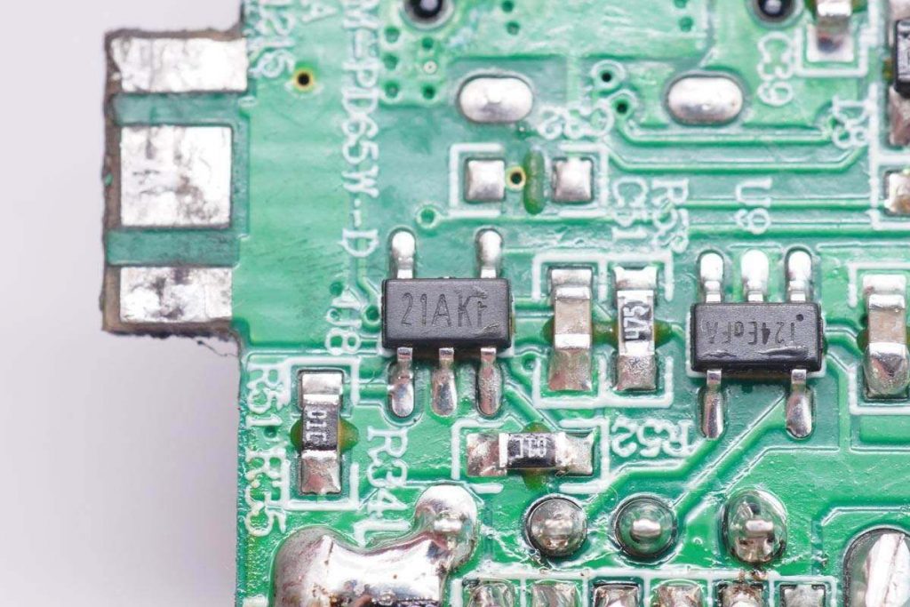 Teardown of Harman Kardon InfinityLAB 65W GaN Charger (ILINC65W)-Chargerlab