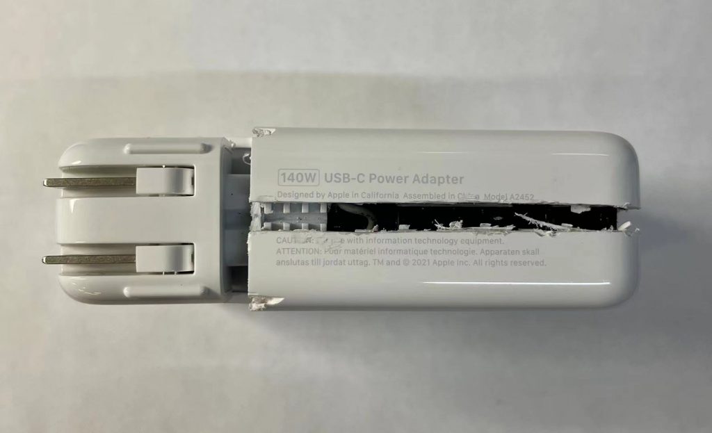 Navitas GaN IC Is Found in Apple 140W PD3.1 Fast Charger-Chargerlab