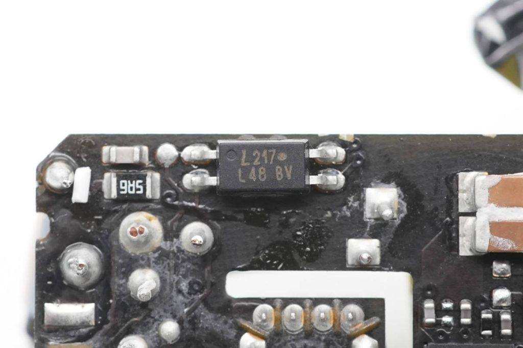 Teardown of Apple 12W USB-A Charger A2167-Chargerlab
