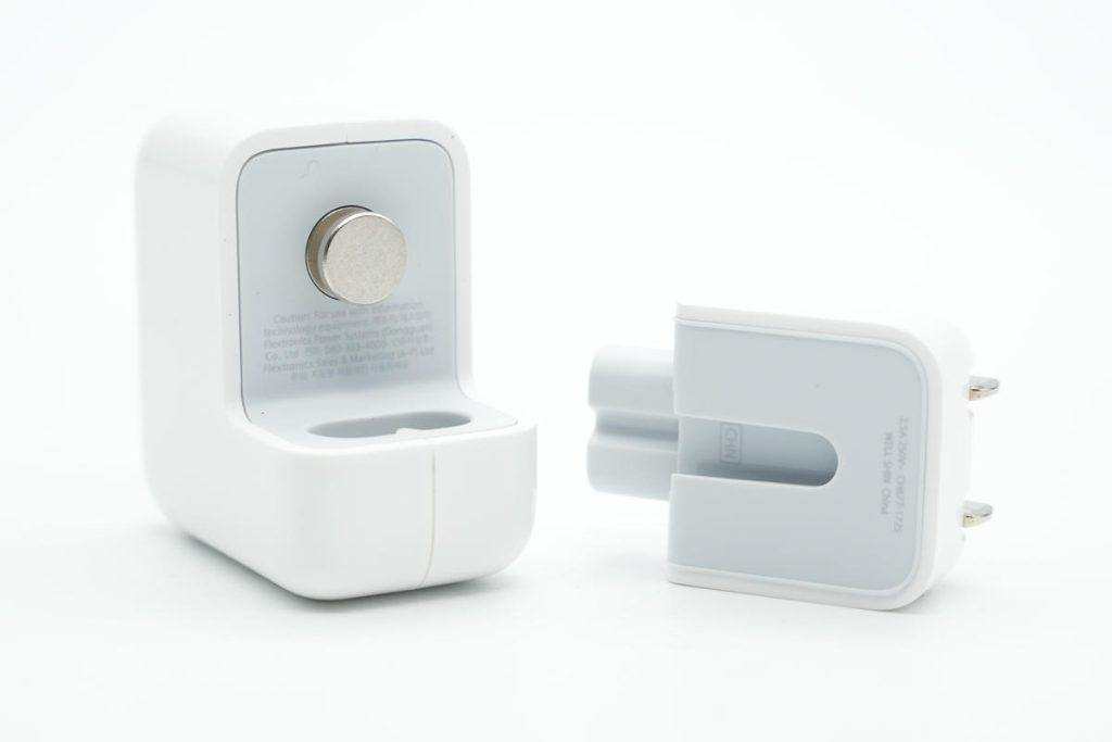 Teardown of Apple 12W USB-A Charger A2167-Chargerlab