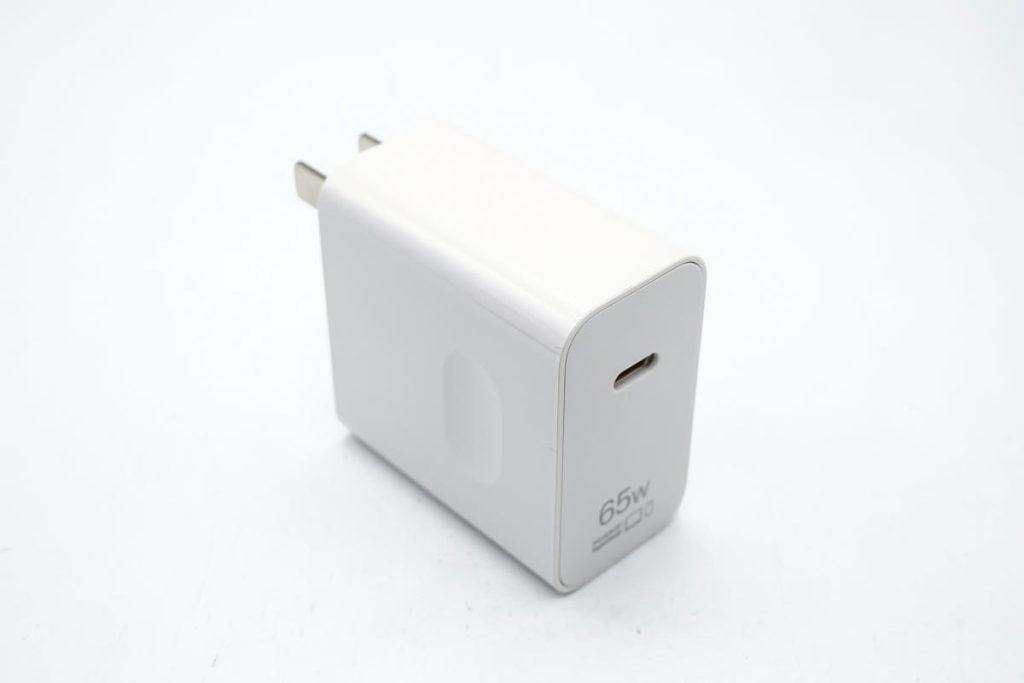 Review of Huawei HW-200325CP1 65W Charger(0.92W/cm³ Power Density)-Chargerlab