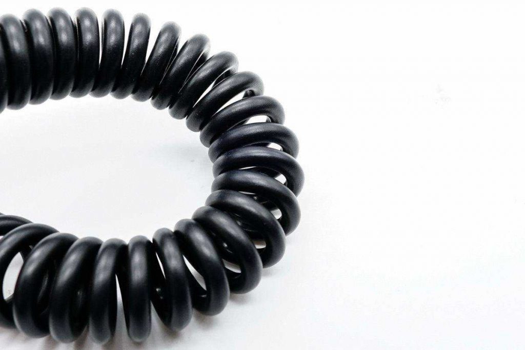 The New JOYROOM Coiled Car Charger Adopts A Practical Spring Cable-Chargerlab