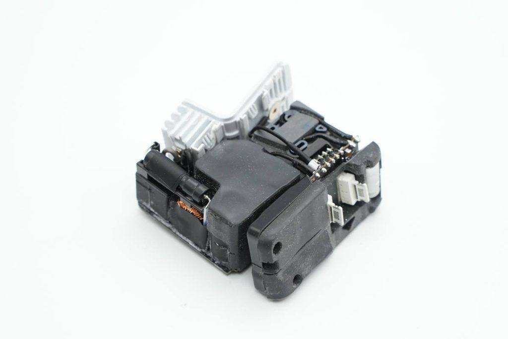 Teardown of Apple A2676 35W Charger (Dual USB-C Port Fast Charging)-Chargerlab