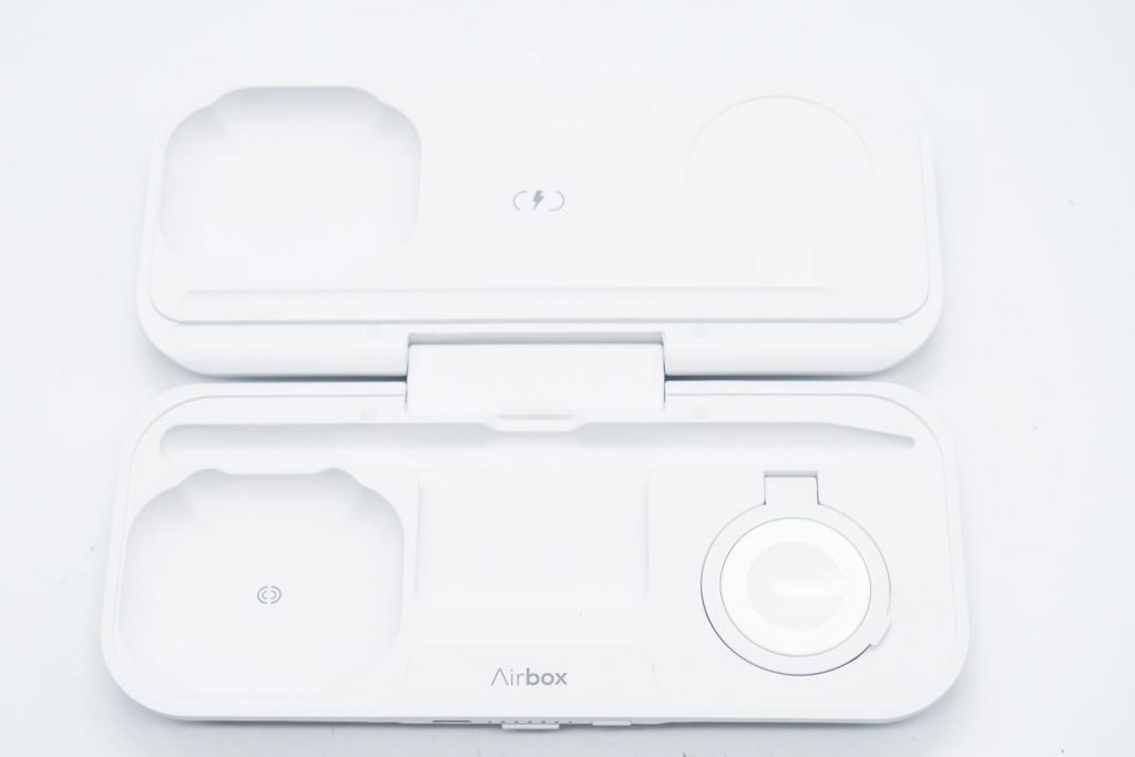 Review of MOMAX Airbox Charging Station(A Foldable Power Bank)-Chargerlab