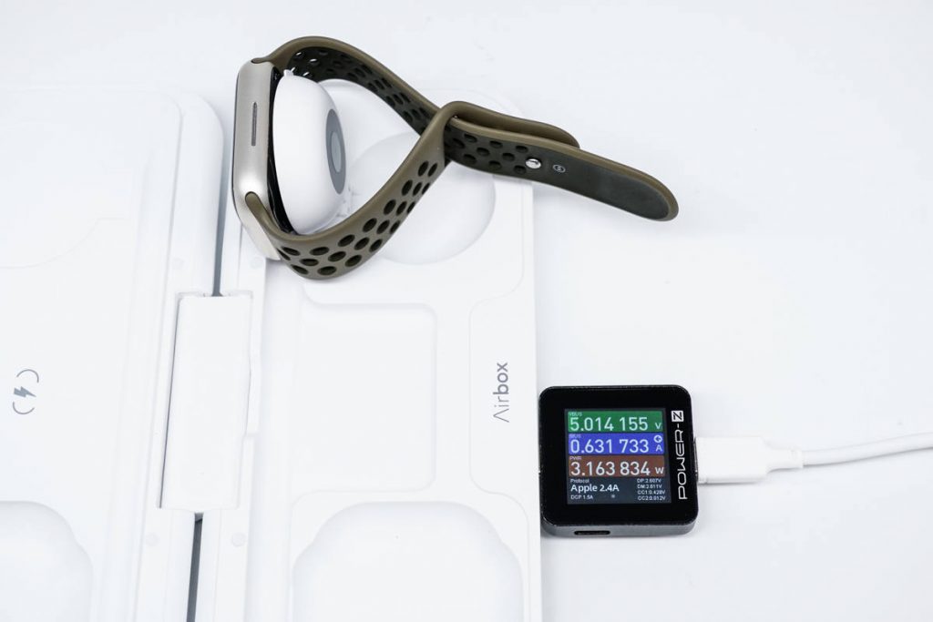 Review of MOMAX Airbox Charging Station(A Foldable Power Bank)-Chargerlab