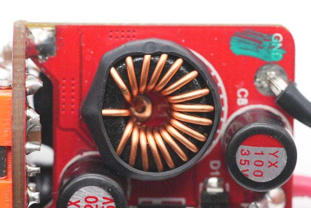 Teardown of Mercedes-Benz V-CLASS Original 36W Charger-Chargerlab