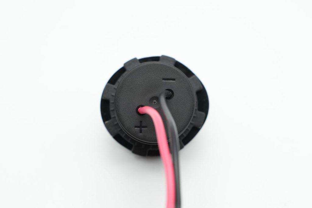 Teardown of Mercedes-Benz V-CLASS Original 36W Charger-Chargerlab