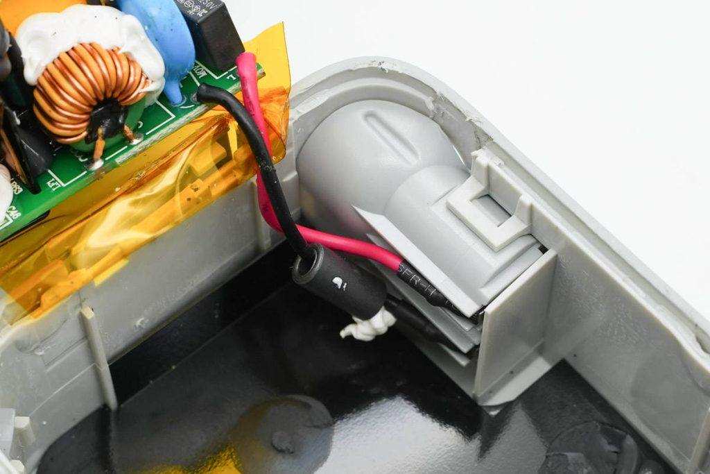 Teardown of InfinityLab ILINC 100W 2A2C GaN Charger-Chargerlab