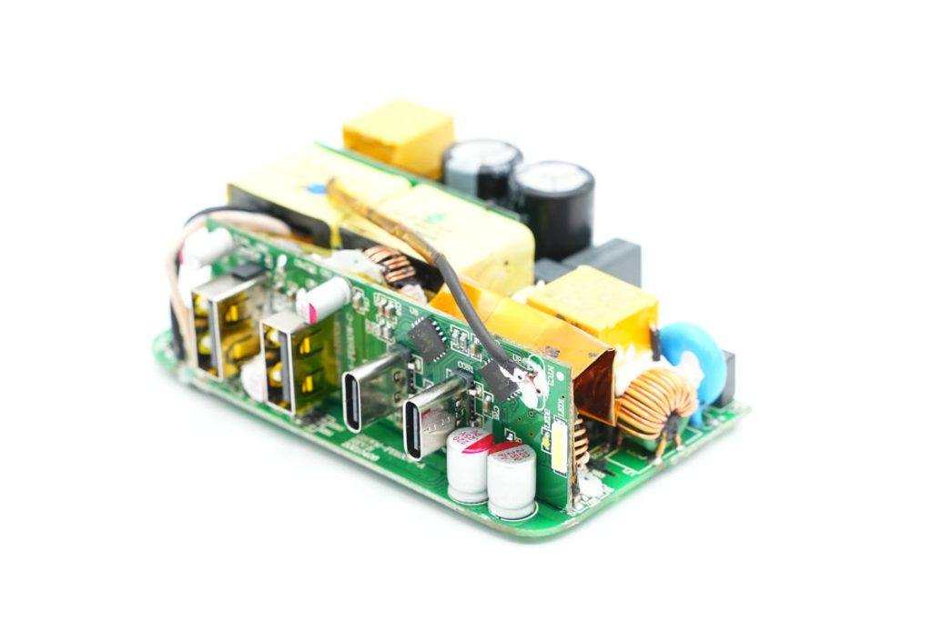 Teardown of InfinityLab ILINC 100W 2A2C GaN Charger-Chargerlab