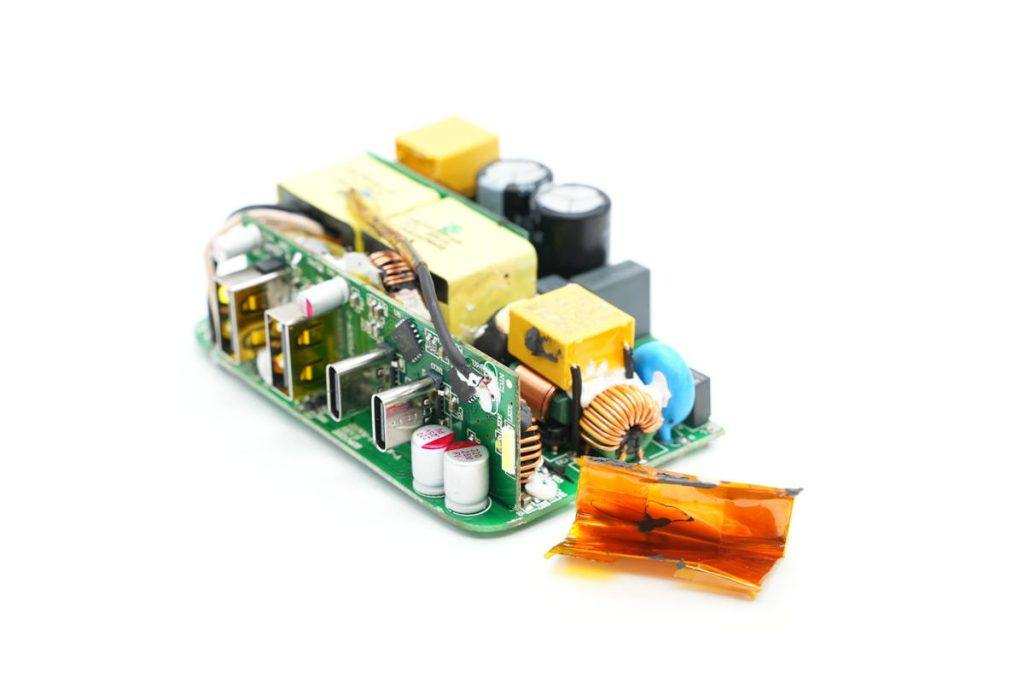 Teardown of InfinityLab ILINC 100W 2A2C GaN Charger-Chargerlab