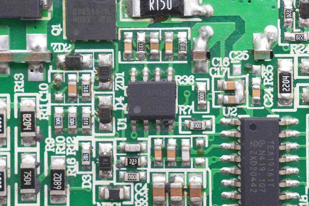 Teardown of InfinityLab ILINC 100W 2A2C GaN Charger-Chargerlab