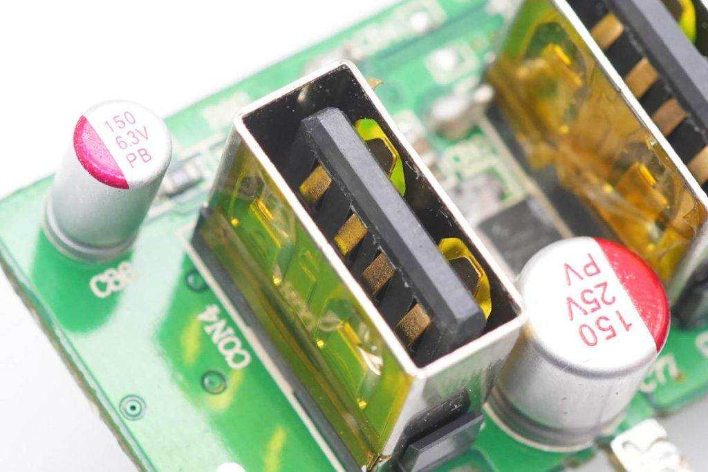 Teardown of InfinityLab ILINC 100W 2A2C GaN Charger-Chargerlab