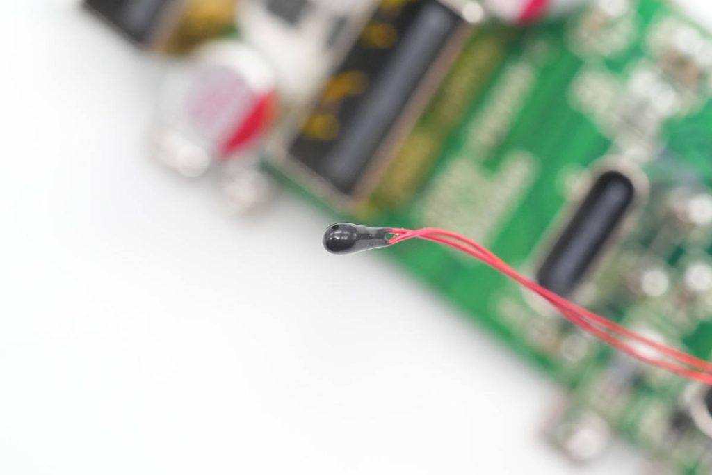 Teardown of InfinityLab ILINC 100W 2A2C GaN Charger-Chargerlab