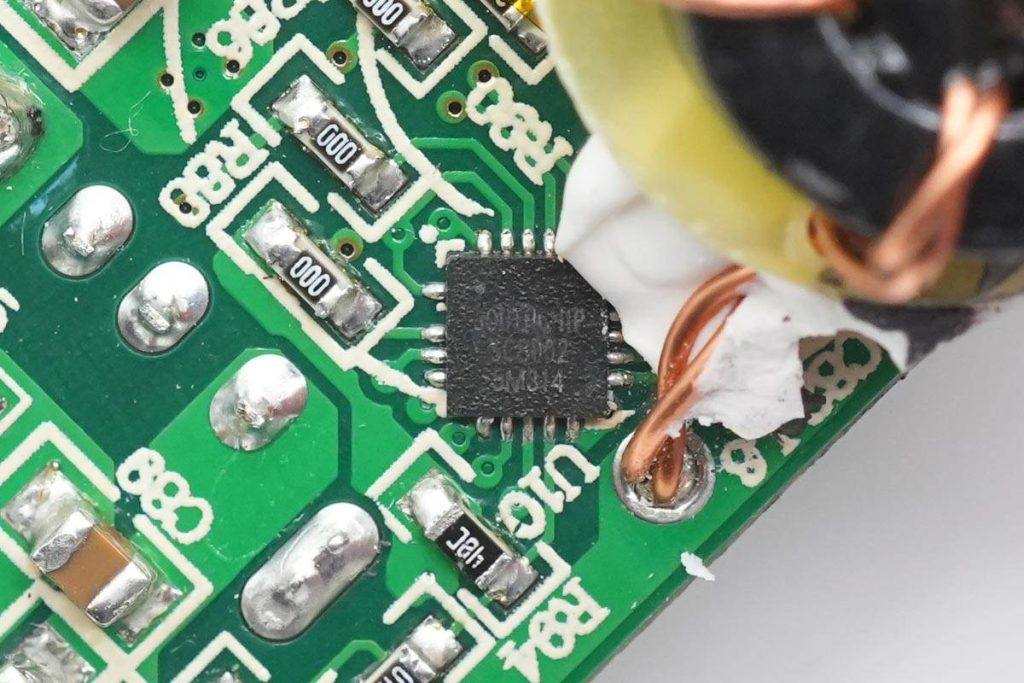 Teardown of InfinityLab ILINC 100W 2A2C GaN Charger-Chargerlab